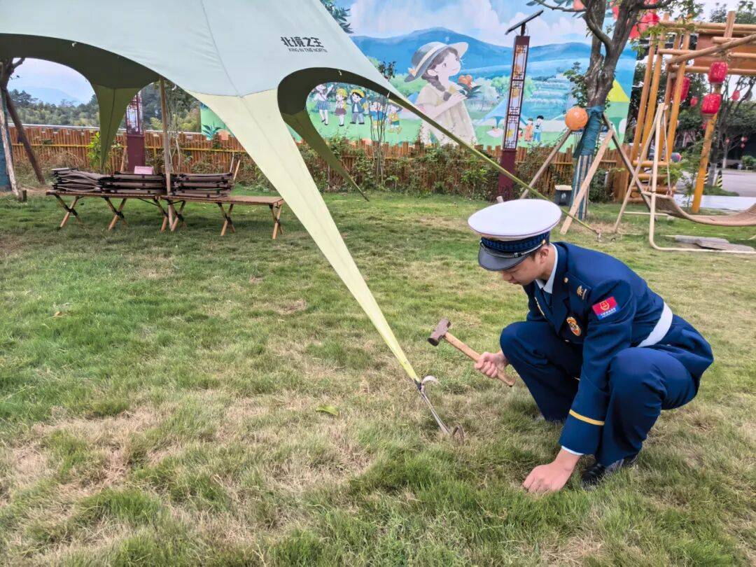 游安全“营” 户外消防安全隐患全扫清ag真人平台第一游戏直播预告丨打卡秋(图2)